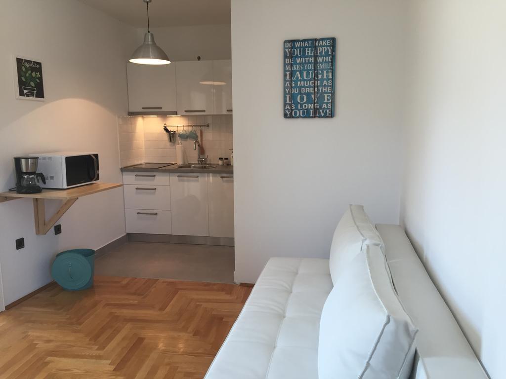 Apartments Papalinna By Moro Malinska Rum bild